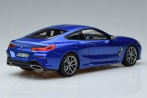 BMW M850i G15 Bleu Métallisé Norev 1:18 183286 Métal — image 3 sur 7