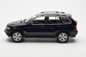 BMW X5 4.4i E53 Bleu Foncé Kyosho 1:18 08521DB Métal — image 4 sur 8