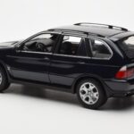 BMW X5 4.4i E53 Bleu Foncé Kyosho 1:18 - image 7 of 8