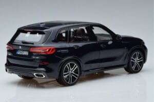 BMW X5 G05 Bleu Norev 1:18 183283 Métal — image 3 sur 7