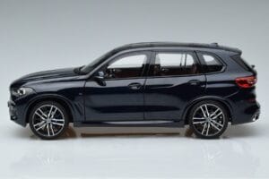 BMW X5 G05 Bleu Norev 1:18 183283 Métal — image 4 sur 7