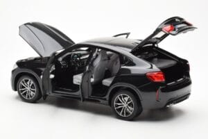 BMW X6 M F86 Sapphire Noir Metallic Norev 1:18 80432364887 Métal — image 5 sur 8