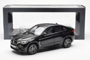 BMW X6 M F86 Sapphire Noir Metallic Norev 1:18 80432364887 Métal — image 8 sur 8