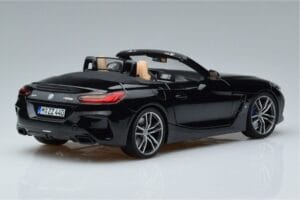 BMW Z4 G29 Noir Métallisé Norev 1:18 183272 Métal — image 3 sur 7