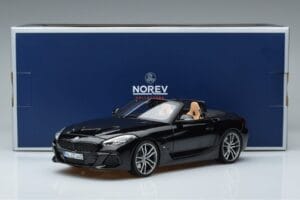 BMW Z4 G29 Noir Métallisé Norev 1:18 183272 Métal — image 7 sur 7