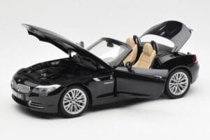 BMW Z4 E89 Spider Noir Métallisé Kyosho 1:18 08771BK Métal — image 2 sur 9