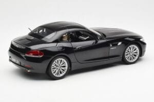 BMW Z4 E89 Spider Noir Métallisé Kyosho 1:18 08771BK Métal — image 4 sur 9