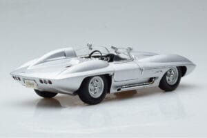 Chevrolet Corvette C1 Stingray Concept AUTOart 1:18 71000 Métal — image 3 sur 8
