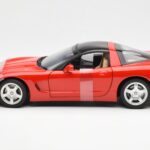 Chevrolet Corvette C5 Hardtop Rouge UT Models 1:18 - image 3 of 6