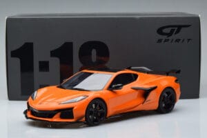 Chevrolet Corvette C8 Z06 Orange GT Spirit 1:18 GT417 Résine — image 6 sur 6