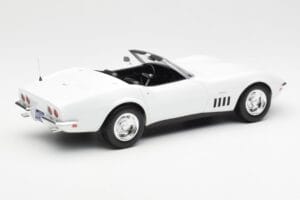 Chevrolet Corvette C3 Cabriolet Can-Am Blanc Norev 1:18 189038 Métal — image 2 sur 6