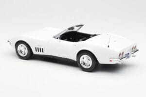 Chevrolet Corvette C3 Cabriolet Can-Am Blanc Norev 1:18 189038 Métal — image 5 sur 6
