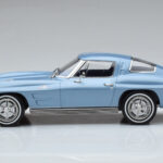 Chevrolet Corvette C2 Sting Ray Bleu Norev 1:18 - image 3 of 6