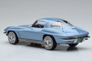 Chevrolet Corvette C2 Sting Ray Bleu Norev 1:18 189050 Métal — image 5 sur 6