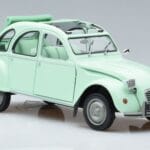 Citroën 2CV 6 Club Vert Norev 1:18 181486 Métal - image 5 of 7