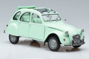 Citroën 2CV 6 Club Vert Norev 1:18 181486 Métal — image 5 sur 7