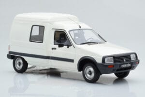 Citroen C15 D Blanc Otto 1:18 OT956 Résine — image 4 sur 6