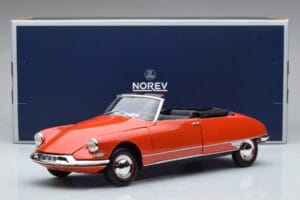 Citroën DS19 Cabriolet Norev 1:18 181599 Métal — image 7 sur 7
