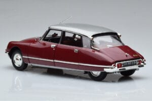 Citroen DS23 Pallas Rouge Norev 1:18 181720 Métal — image 6 sur 7