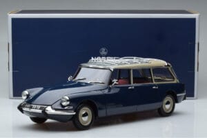Citroen ID 19 Break Orient Bleu Norev 1:18 181770 Métal — image 9 sur 9