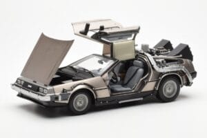 DeLorean DMC-12 Time Machine Back to the Future Argent Sun Star 1:18 2711 Métal — image 8 sur 8