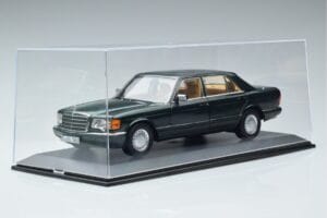 Vitrine MCG 1:18 MCG99115 Métal — image 3 sur 11