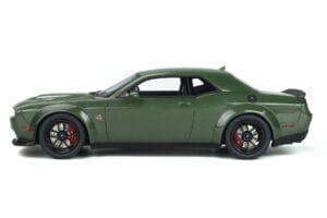 Dodge Challenger R/T SCAT Pack Widebody Vert GT Spirit 1:18 GT815 Résine — image 3 sur 5