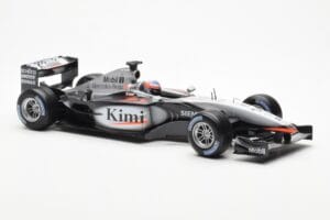 McLaren MP4/17D #6 K. Raikkonen F1 2003 Hot Wheels 1:18 B1650 Métal — image 6 sur 6