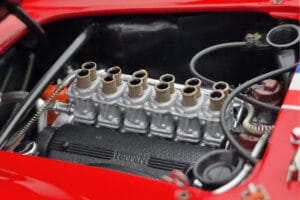 Ferrari 250 GTO #19 24 Hours of Le Mans 1962 Kyosho 1:18 08438A Métal — image 9 sur 10