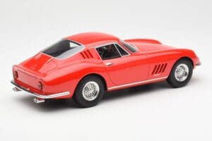 Ferrari 275 GTB Rouge CMR 1:18 CMR033 Métal — image 2 sur 6