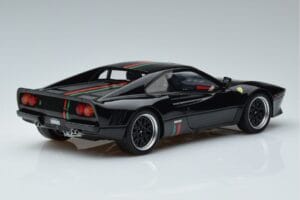Ferrari 288 GTO Noir GT Spirit 1:18 GT876 Résine — image 2 sur 6