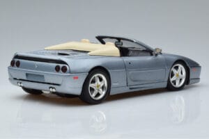 Ferrari F355 Spider Hot Wheels 1:18 23907 Métal — image 3 sur 7