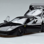 Ferrari F40 Lightweight Noir Kyosho 1:18 - image 2 of 12