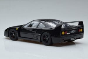 Ferrari F40 Lightweight Noir Kyosho 1:18 08412BK Métal — image 7 sur 12