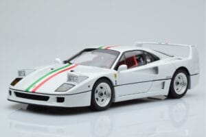 Ferrari F40 Blanc Nacré Italy Kyosho 1:18 08416PWT-G