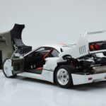 Ferrari F40 Blanc Nacré Italy Kyosho 1:18 - image 5 of 8