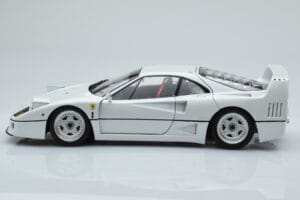 Ferrari F40 Blanc Nacré Kyosho 1:18 08416PW-G Métal — image 4 sur 8