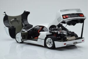 Ferrari F40 Blanc Nacré Kyosho 1:18 08416PW-G Métal — image 5 sur 8