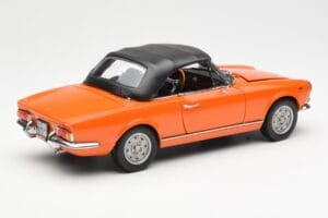 Fiat 124 BS Orange Sun Star 1:18 4906 Métal — image 3 sur 8