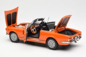 Fiat 124 BS Orange Sun Star 1:18 4906 Métal — image 5 sur 8