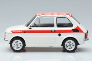 Fiat 126 Abarth Blanc MCG 1:18 MCG18325 Métal — image 3 sur 6
