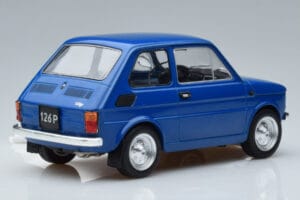 Fiat 126P Bleu MCG 1:18 MCG18324 Métal — image 2 sur 6