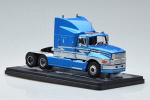 Ford Aeromax Bleu IXO 1:43 TR127 Métal — image 4 sur 6