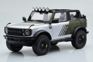 Ford Bronco RTR Iconic Argent GT Spirit 1:18 GT404