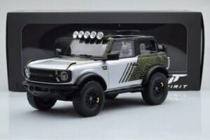 Ford Bronco RTR Iconic Argent GT Spirit 1:18 GT404 Résine — image 6 sur 6