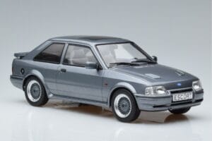 Ford Escort Mk4 RS Turbo S Gris MCG 1:18 MCG18272 Métal — image 4 sur 6