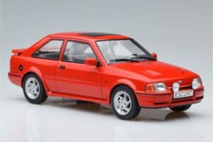 Ford Escort Mk4 RS Turbo S Rouge MCG 1:18 MCG18273 Métal — image 4 sur 6