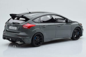 Ford Focus RS Mk3 Stealth Gris Otto 1:18 OT779 Résine — image 2 sur 6
