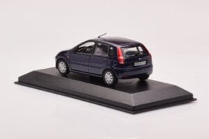 Ford Fusion Bleu Minichamps 1:43 403082205 Métal — image 3 sur 4