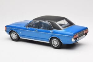 Ford Granada Mk1 Bleu Métallisé Noir Mat MCG 1:18 MCG18394 Métal — image 5 sur 6